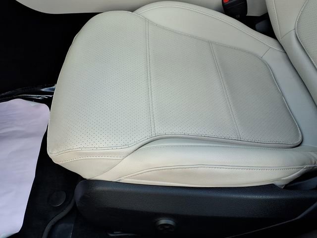 Used 2023 Mercedes-Benz C 300 Sedan image 7