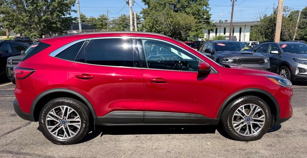 Used 2021 Ford Escape SEL w/ Technology Package AWD/4WD image 9