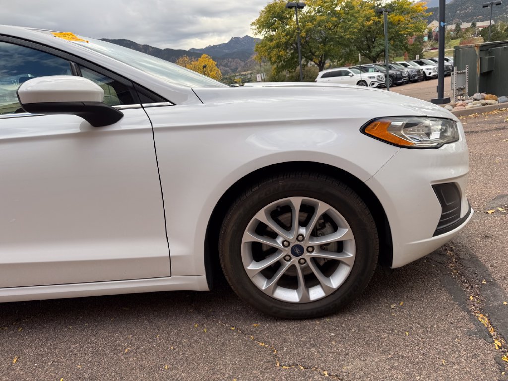 Used 2020 Ford Fusion SE FWD image 30
