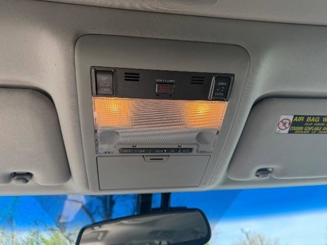 Used 2013 Lexus LX 570 4WD image 30