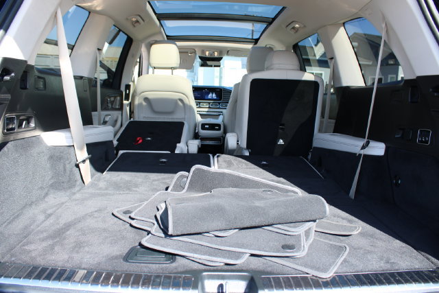 Used 2024 Mercedes-Benz GLS 450 4MATIC image 52