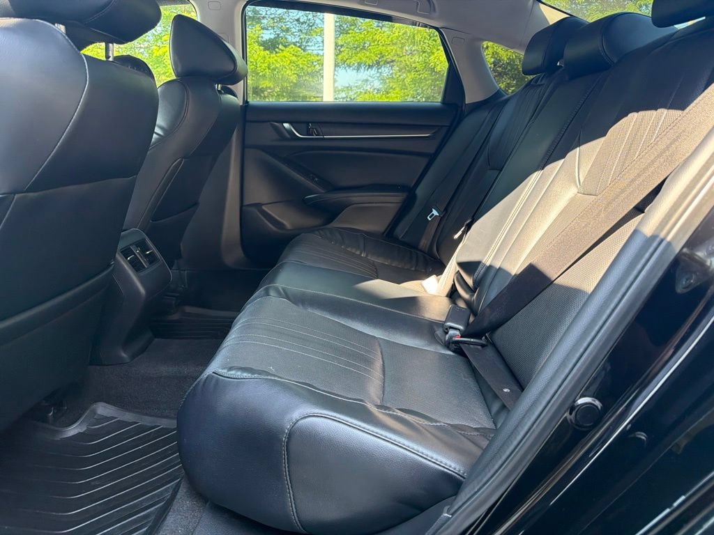 Used 2018 Honda Accord EX-L image 21
