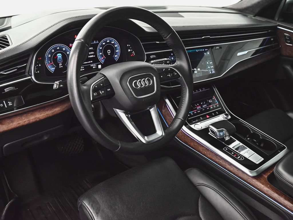 Used 2020 Audi Q8 Prestige AWD/4WD image 19