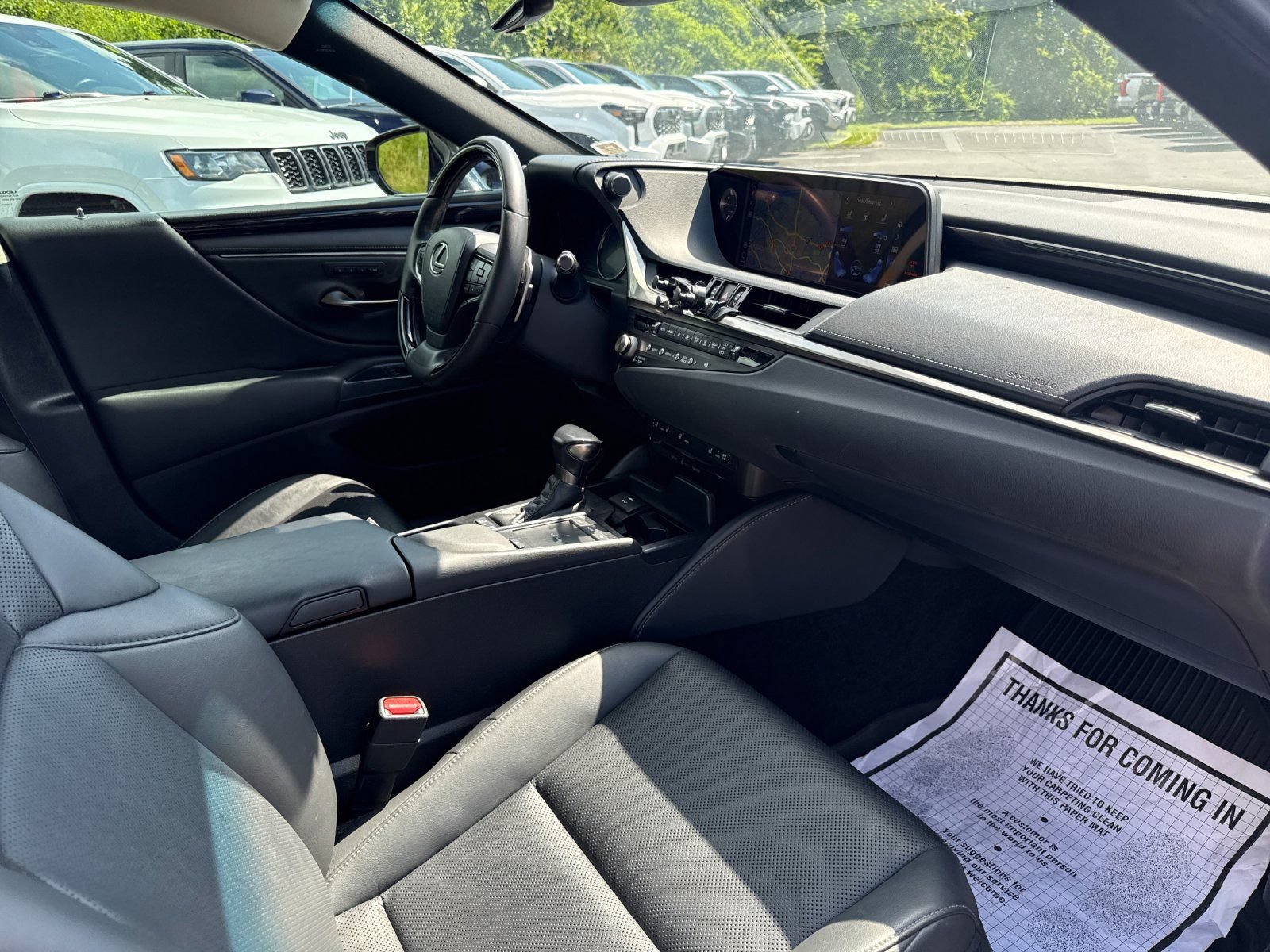 Used 2021 Lexus ES 300h w/ Premium Package FWD image 27