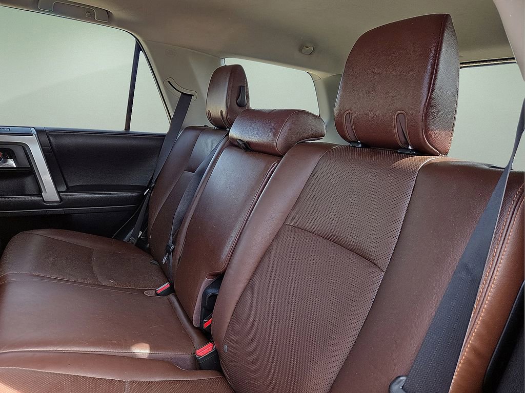 Used 2014 Toyota 4Runner Limited image 18