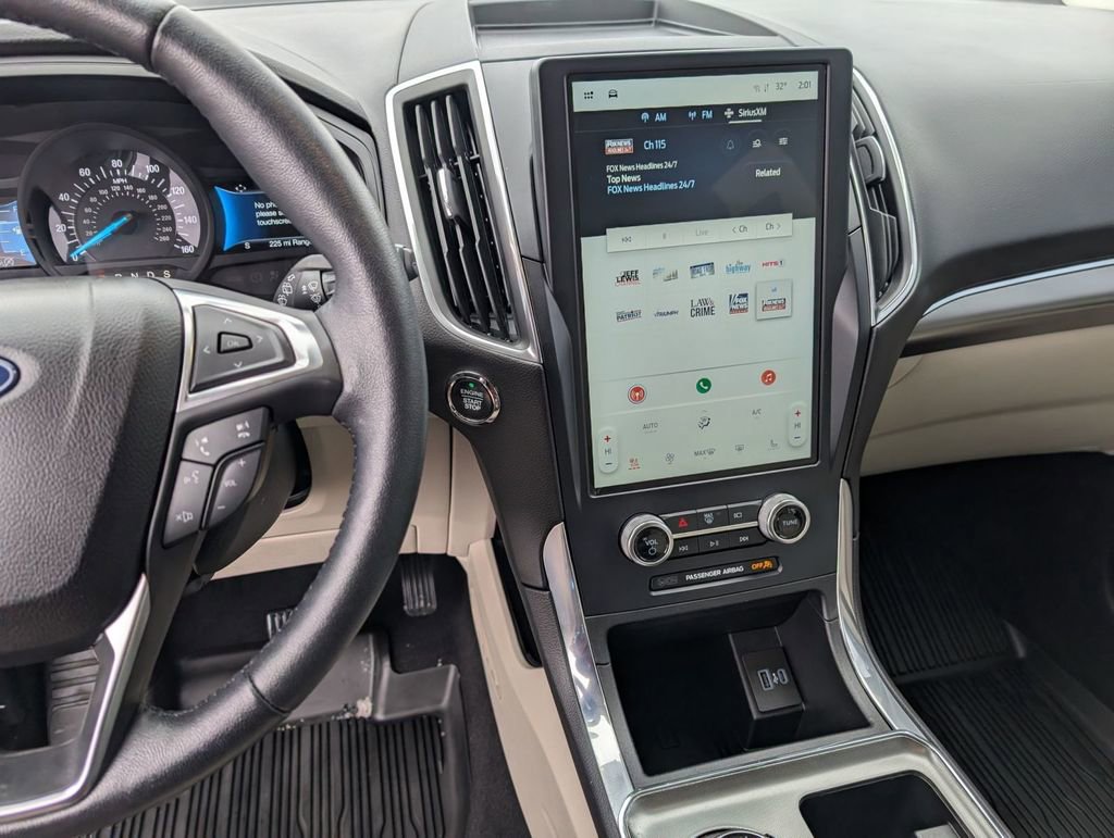 Used 2023 Ford Edge Titanium image 27