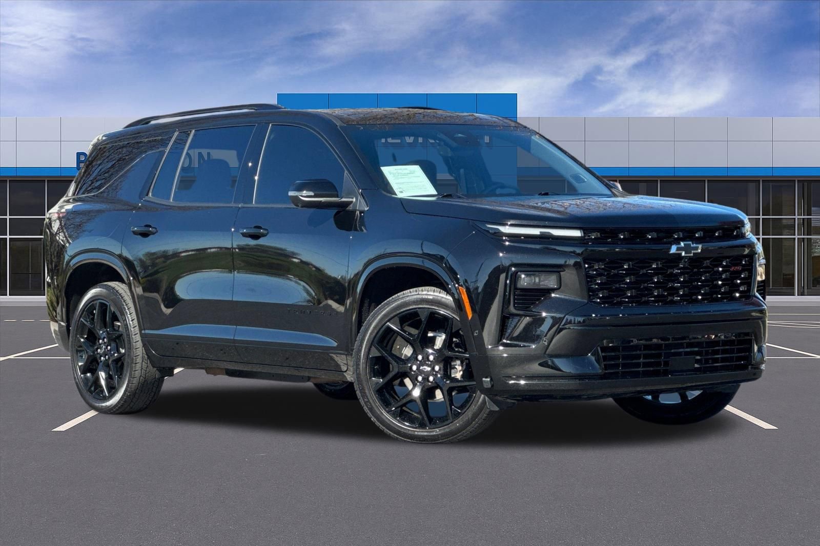 Certified 2025 Chevrolet Traverse RS w/ LPO, Floor Liner Package AWD/4WD image 2