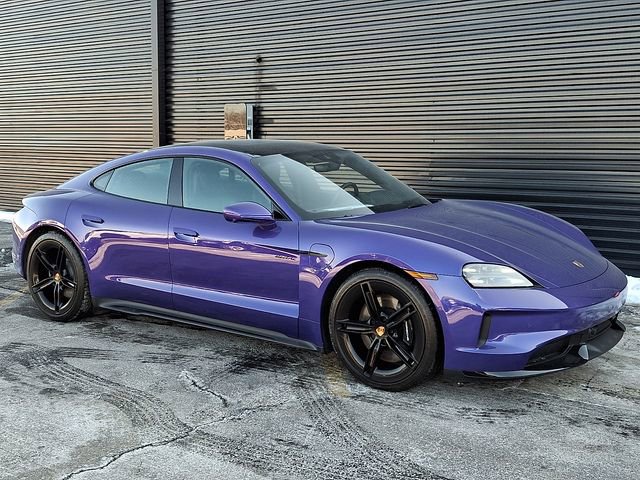 New 2025 Porsche Taycan GTS AWD/4WD image 9