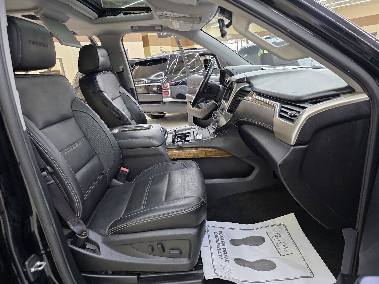 Used 2016 GMC Yukon XL Denali w/ Open Road Package AWD/4WD image 22