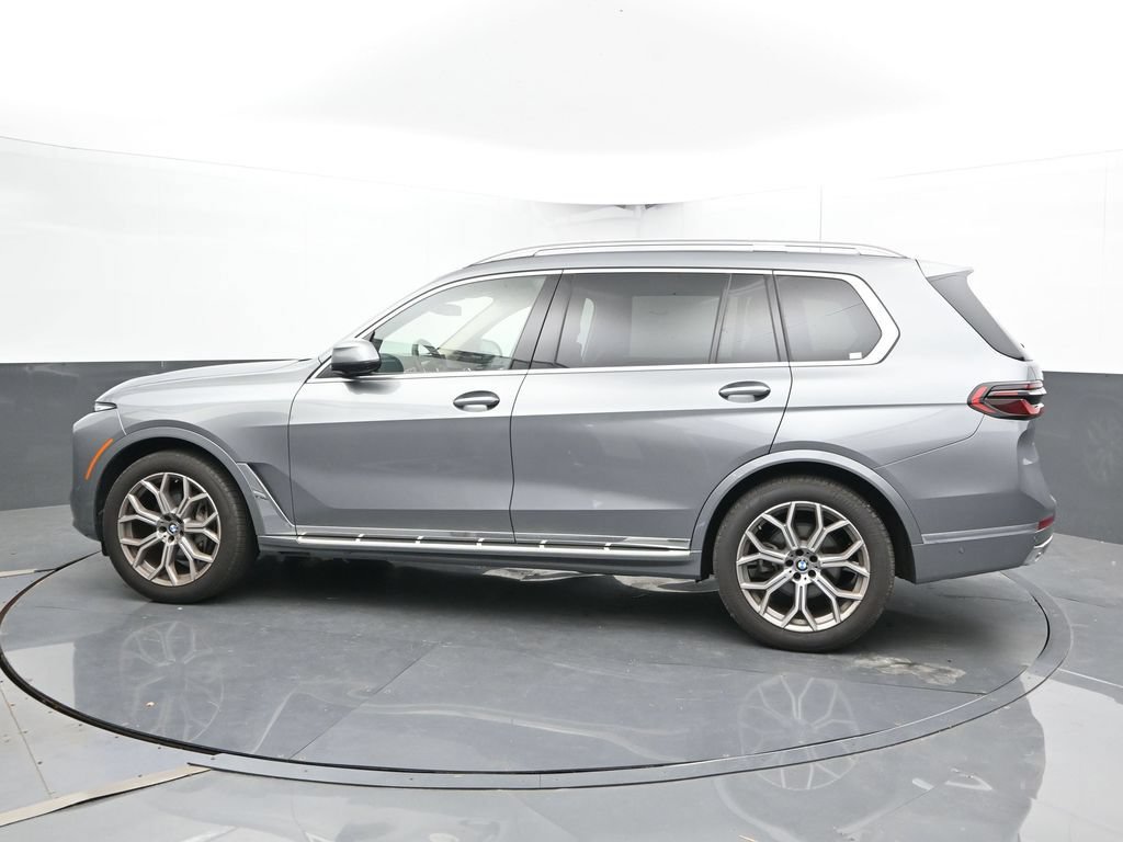 Used 2026 BMW X7 xDrive40i AWD/4WD image 8