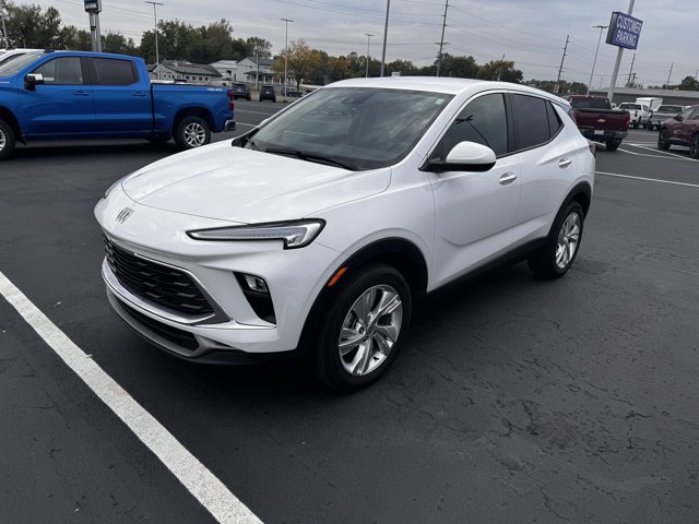 Used 2025 Buick Encore GX Preferred w/ Comfort Package image 5