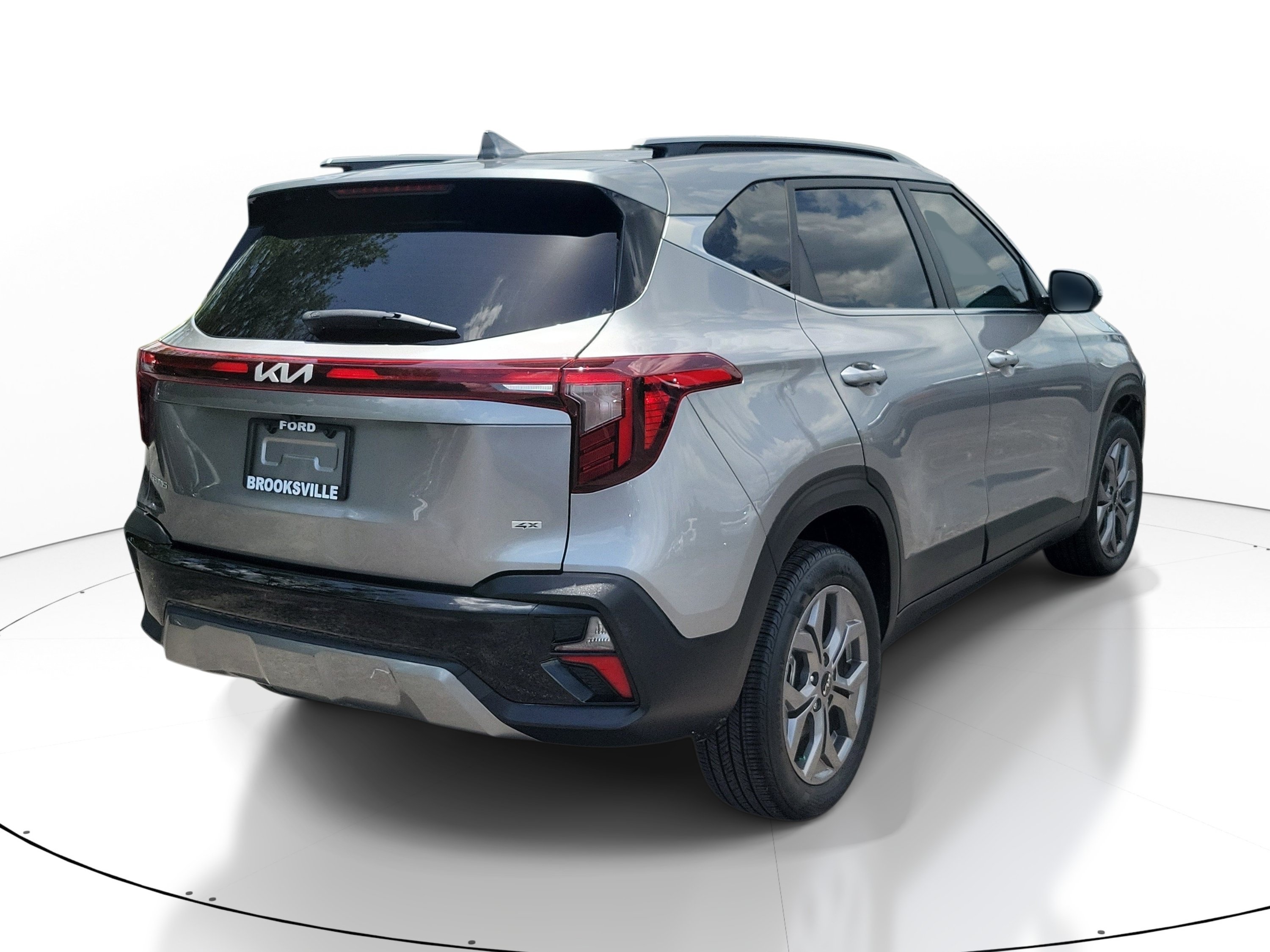 Used 2024 Kia Seltos S AWD/4WD image 6