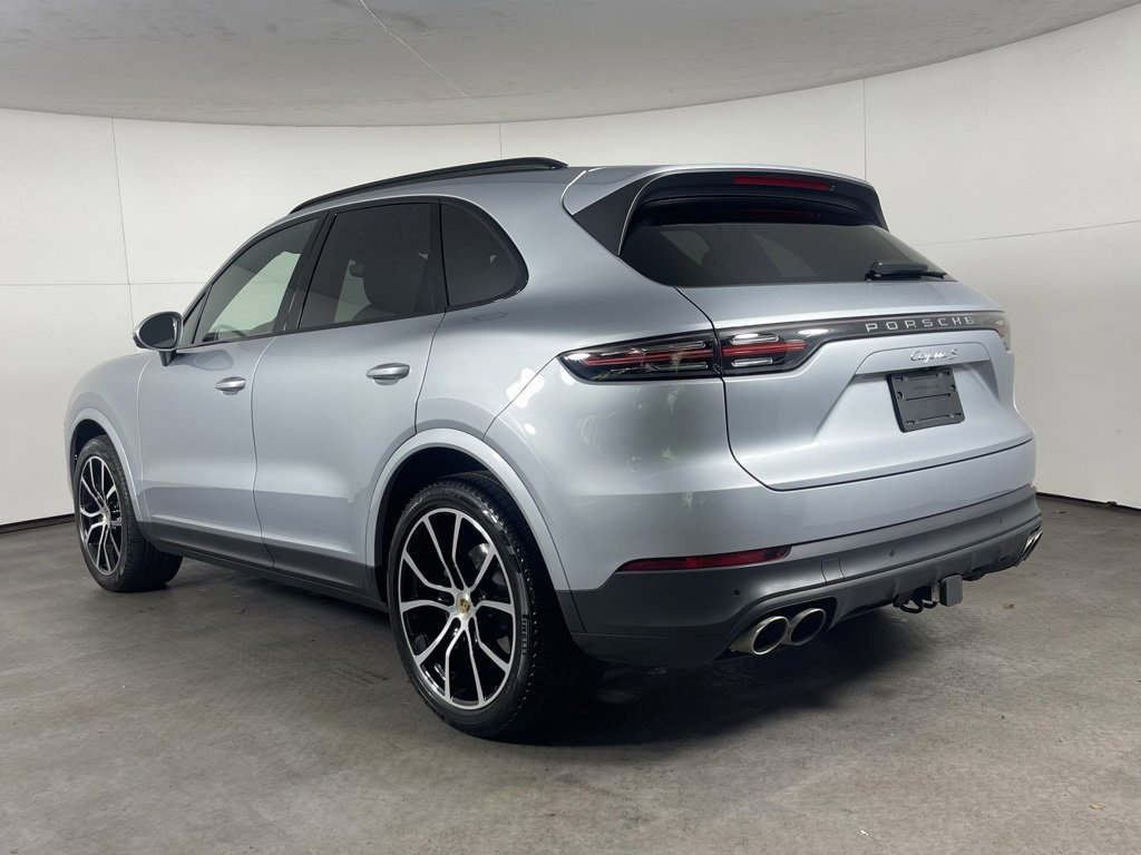 Certified 2023 Porsche Cayenne S image 3