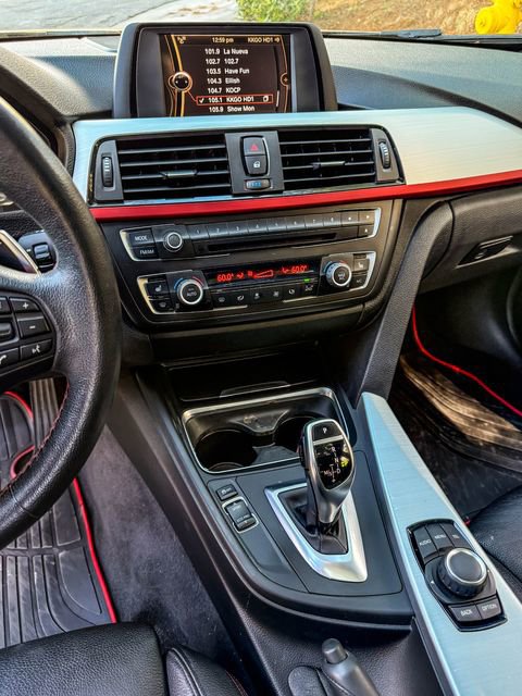 Used 2013 BMW 335i xDrive Sedan AWD/4WD image 7