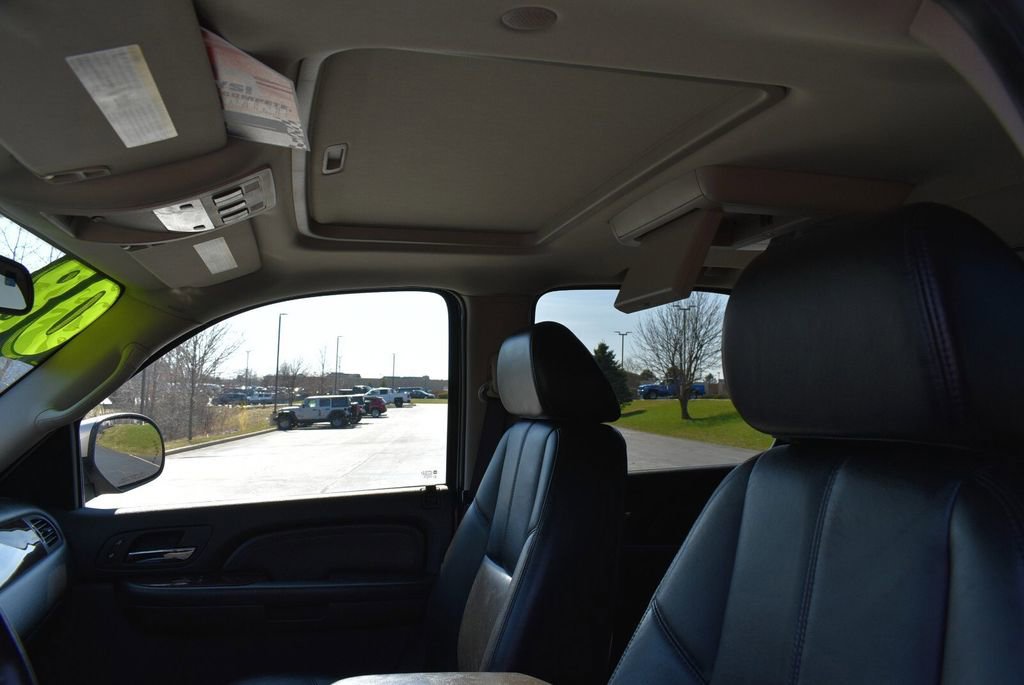 Used 2008 GMC Yukon Denali image 14