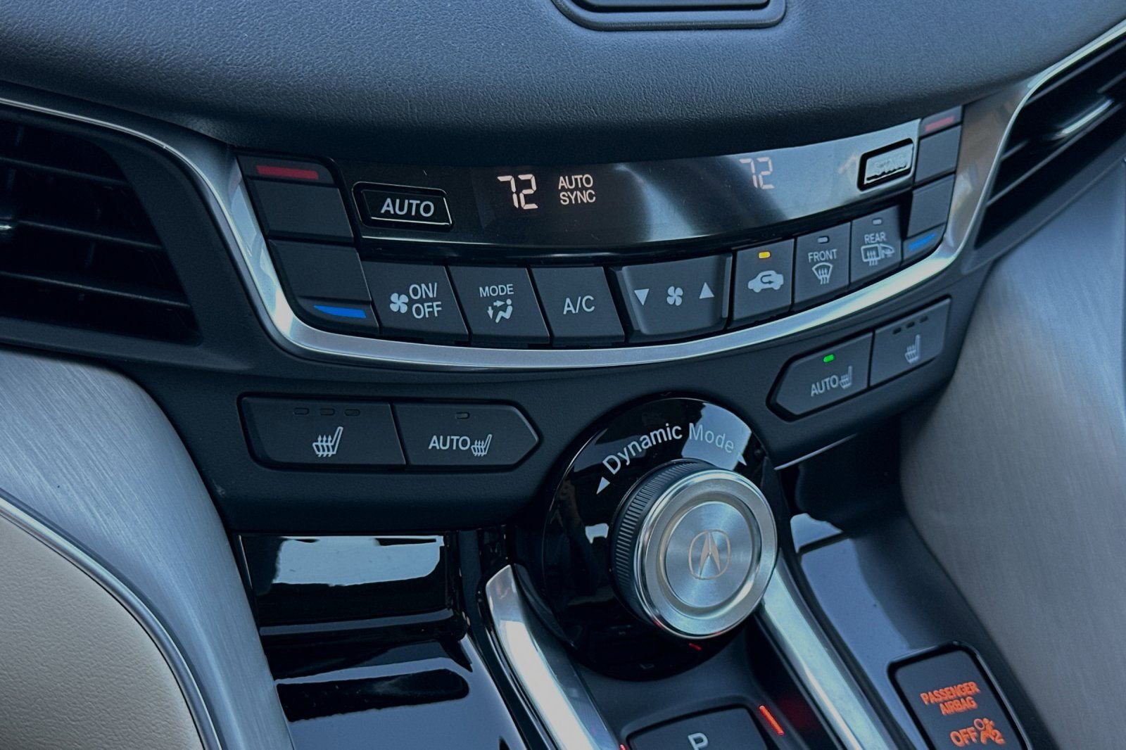 New 2025 Acura TLX w/ Technology Package image 17