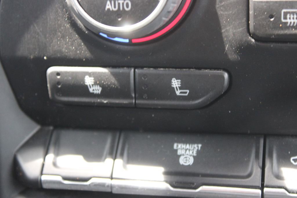 Used 2023 Chevrolet Silverado 2500 LT AWD/4WD image 40