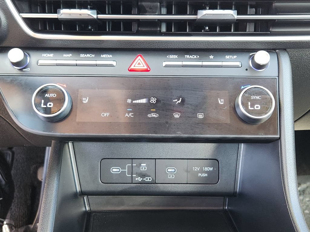 Used 2025 Hyundai Sonata SEL FWD image 10
