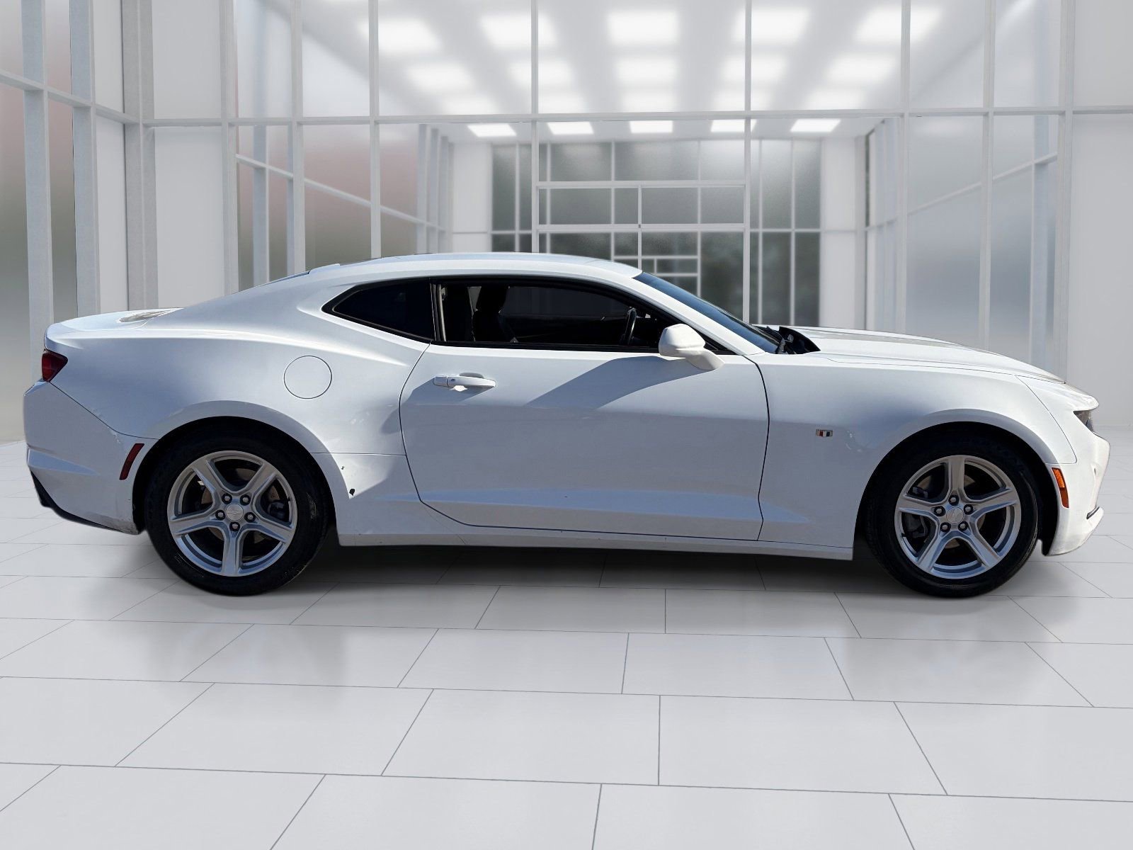 Used 2023 Chevrolet Camaro LT image 7