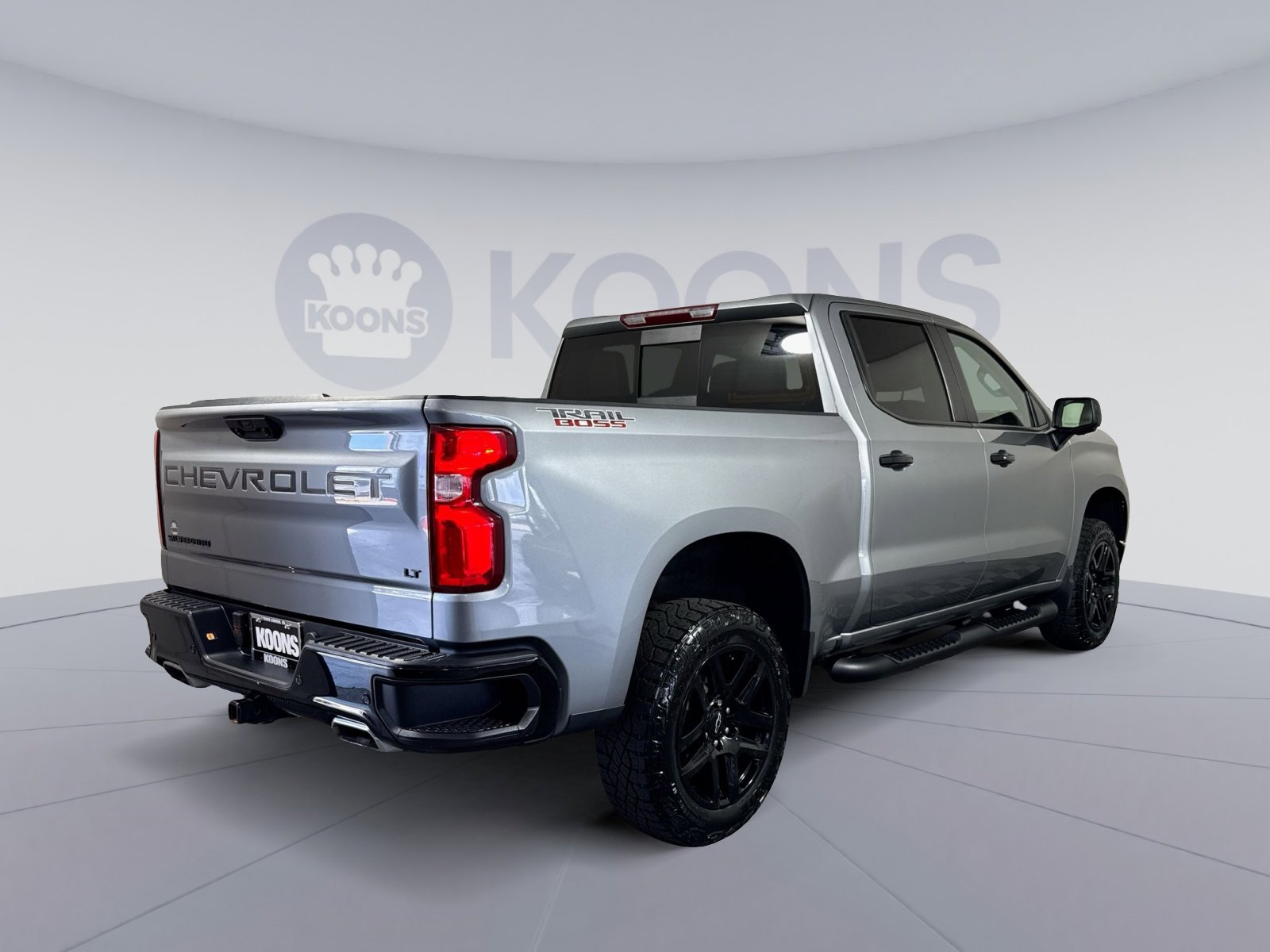 Used 2023 Chevrolet Silverado 1500 LT Trail Boss w/ LT Trail Boss Premium Package AWD/4WD image 7