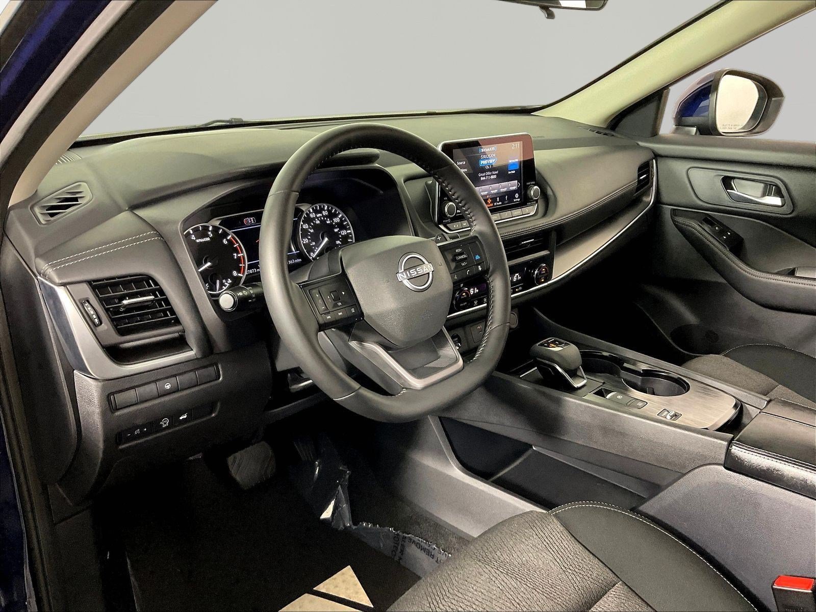 Certified 2026 Nissan Rogue SV FWD image 17