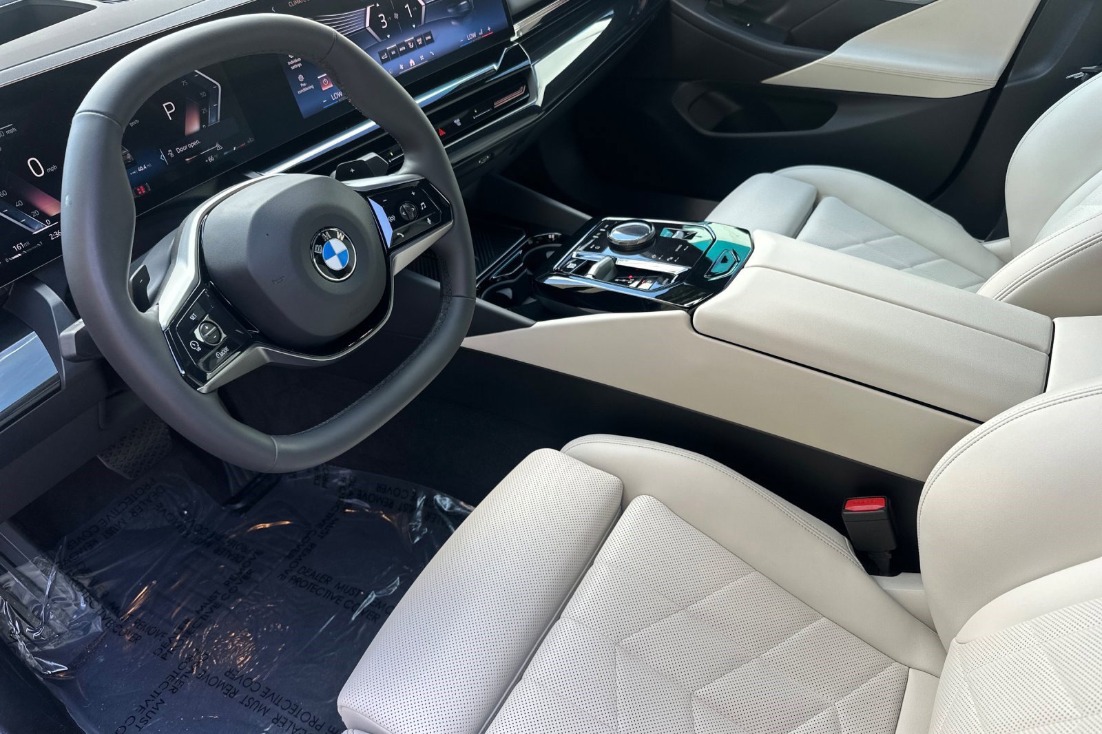 Certified 2024 BMW 530i w/ Premium Package RWD image 11