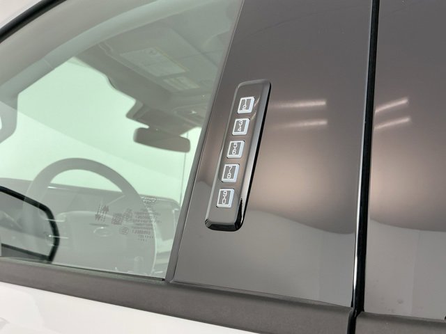 New 2026 Ford F350 Lariat image 14