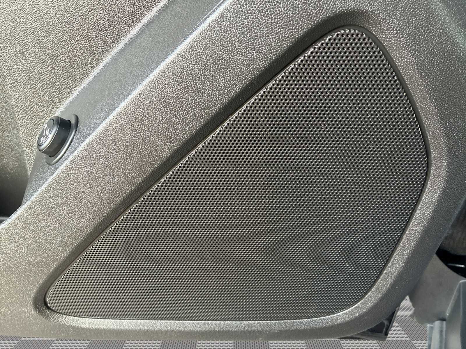 Used 2020 Chevrolet Equinox LT image 25