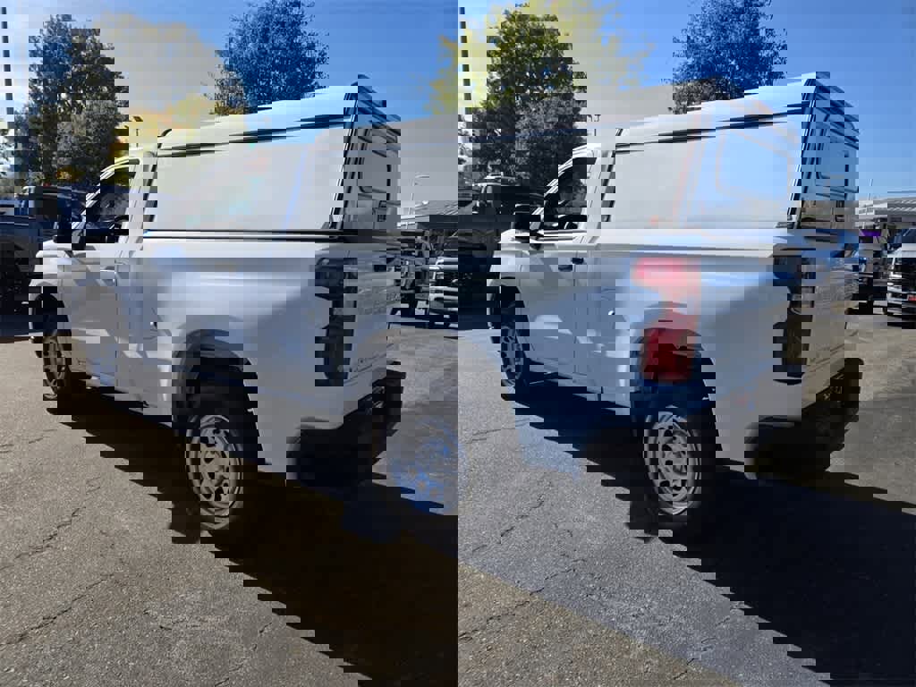 Used 2023 Chevrolet Silverado 1500 W/T image 3