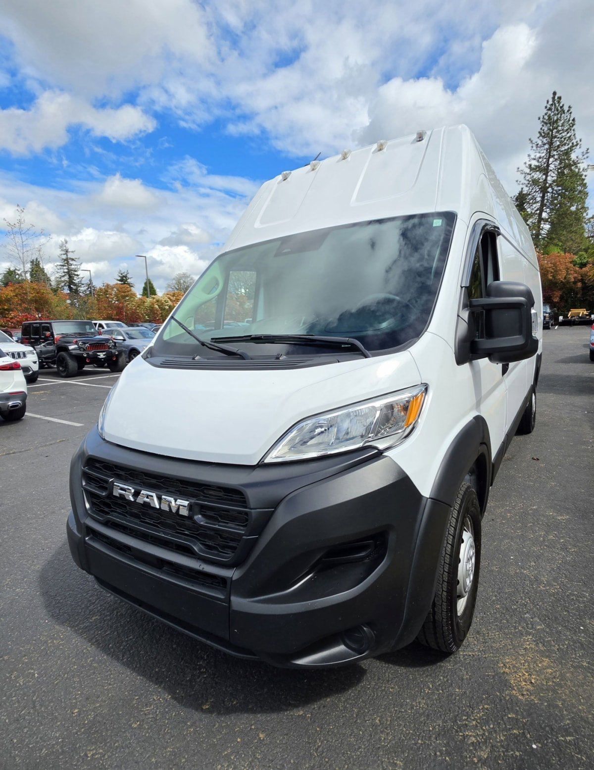 Used 2023 RAM ProMaster 3500 FWD image 6