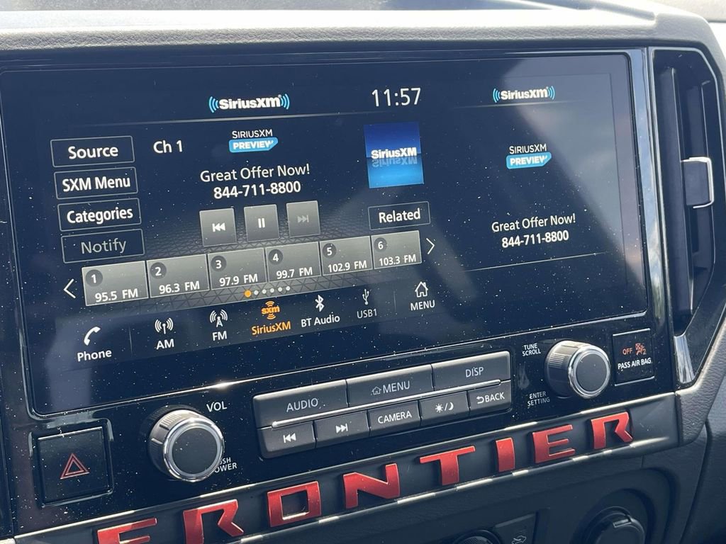 Used 2025 Nissan Frontier Pro-X w/ Pro Convenience Package image 26