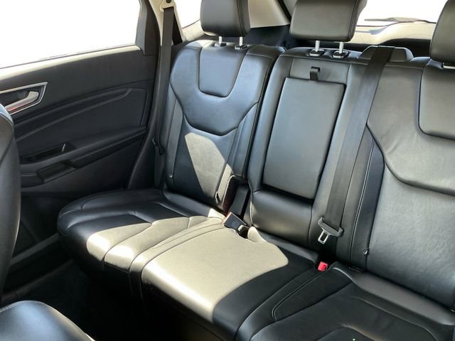 Certified 2020 Ford Edge Titanium image 16