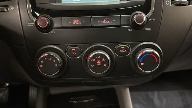 Used 2017 Kia Forte LX w/ LX Popular Package FWD image 19