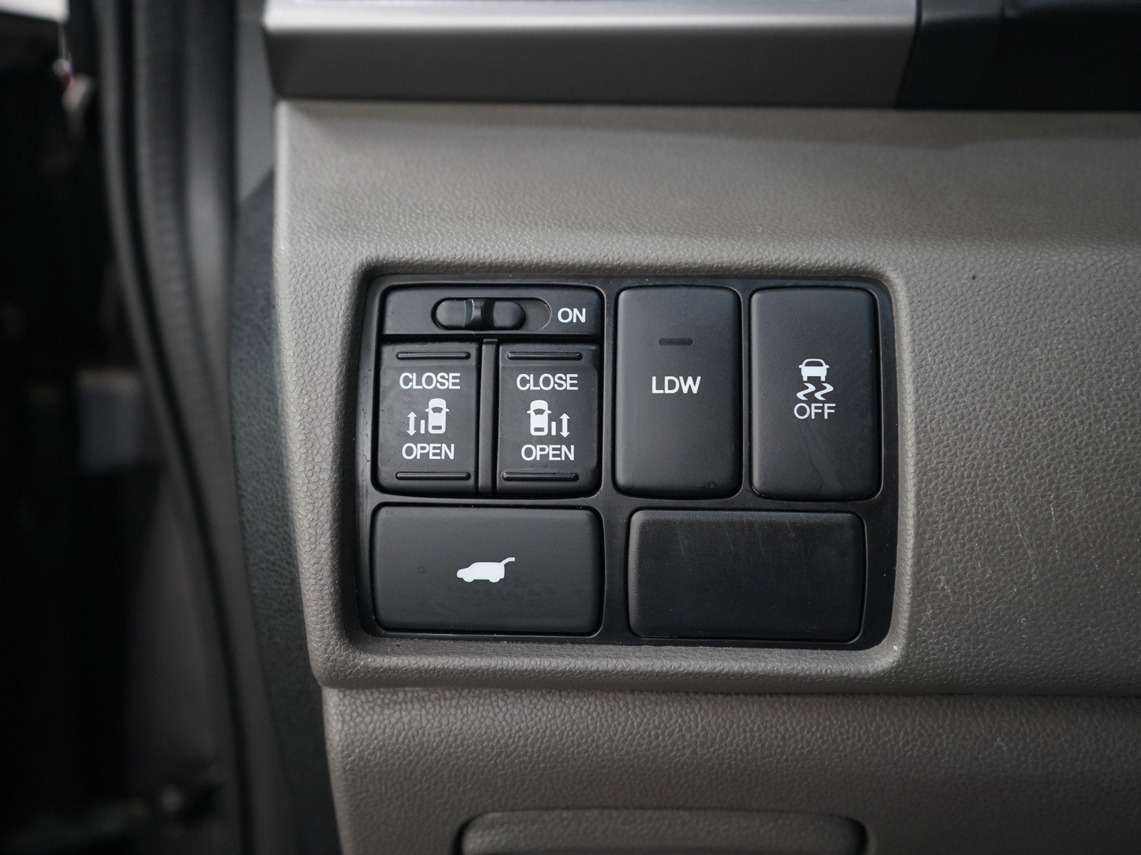 Used 2016 Honda Odyssey EX-L image 33