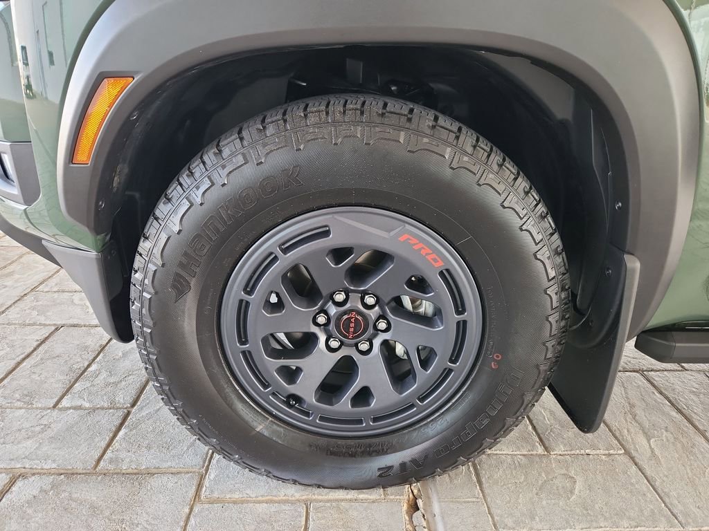 Certified 2025 Nissan Frontier Pro-X w/ Pro Premium Package image 32