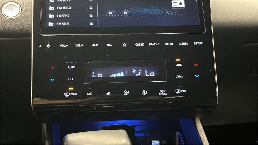 Used 2023 Hyundai Santa Cruz Limited AWD/4WD image 18