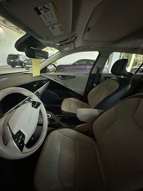 Used 2023 Kia Niro Wave FWD image 15