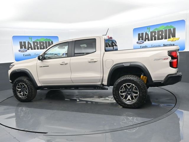 New 2026 Chevrolet Colorado ZR2 w/ Off-Road Front Bumper Package image 3