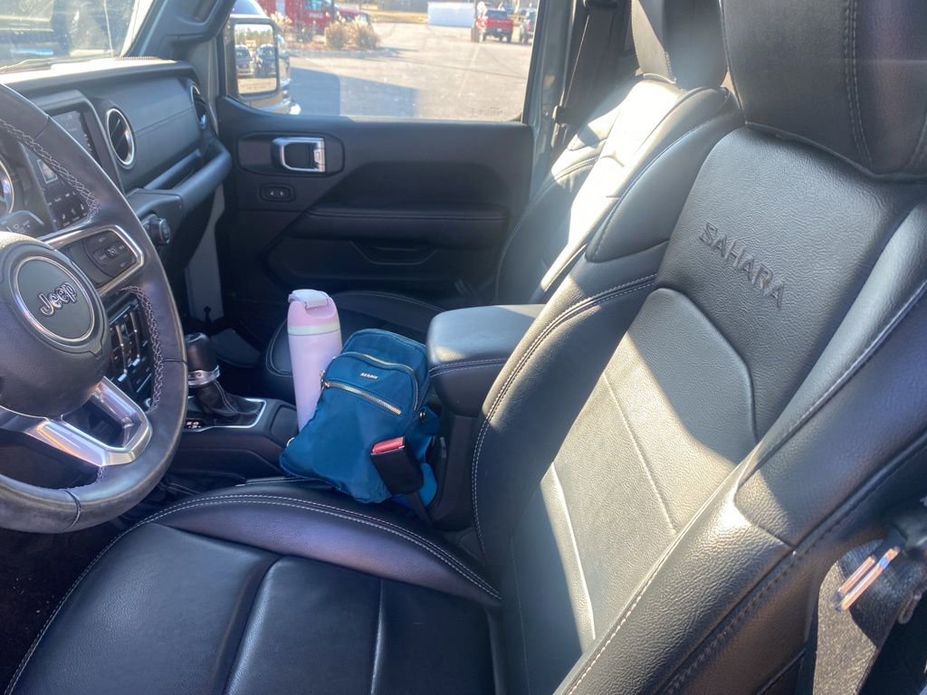 Used 2023 Jeep Wrangler Unlimited Sahara w/ Cold Weather Group image 7