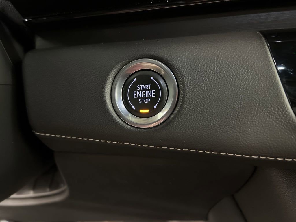 Used 2021 Cadillac Escalade Sport w/ Driver Assist Tech Package image 16