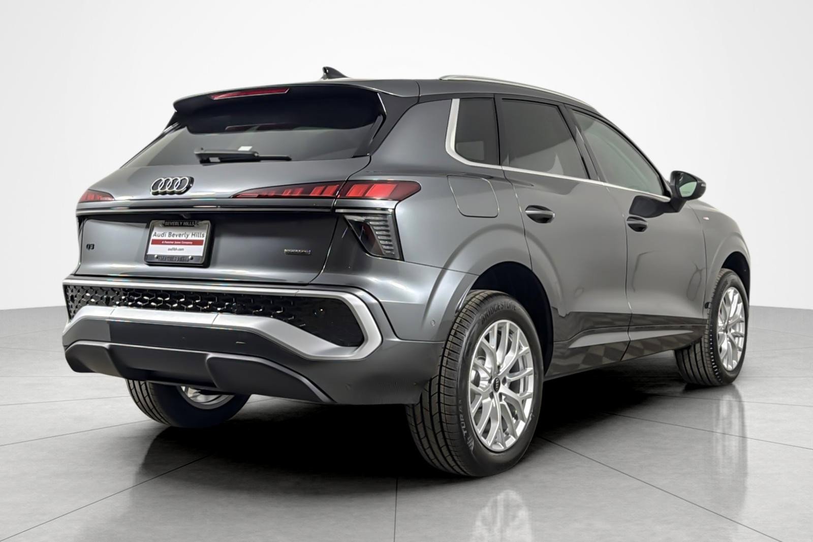 New 2026 Audi Q3 quattro 2.0T AWD/4WD image 6