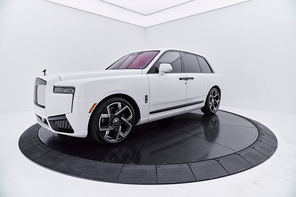 Used 2025 Rolls-Royce Cullinan Black Badge AWD/4WD image 10