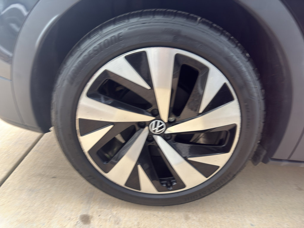 Used 2021 Volkswagen ID.4 Pro S w/ Gradient Package image 18