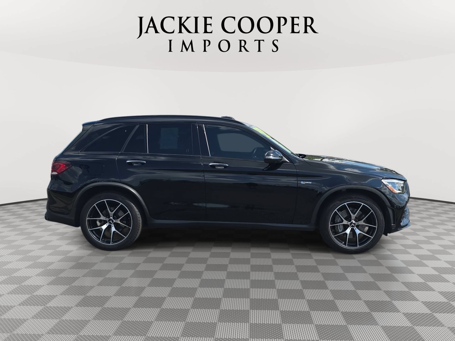 Used 2020 Mercedes-Benz GLC 43 AMG 4MATIC image 4
