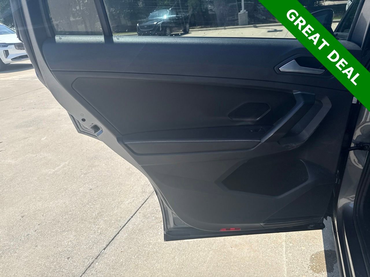 Used 2022 Volkswagen Tiguan S FWD image 14