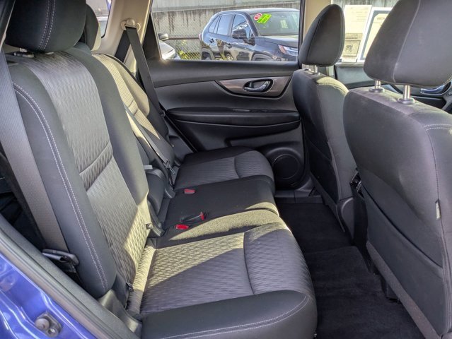 Used 2019 Nissan Rogue SV w/ Premium Package image 7