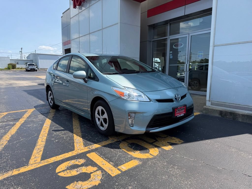 Used 2014 Toyota Prius Four FWD image 3