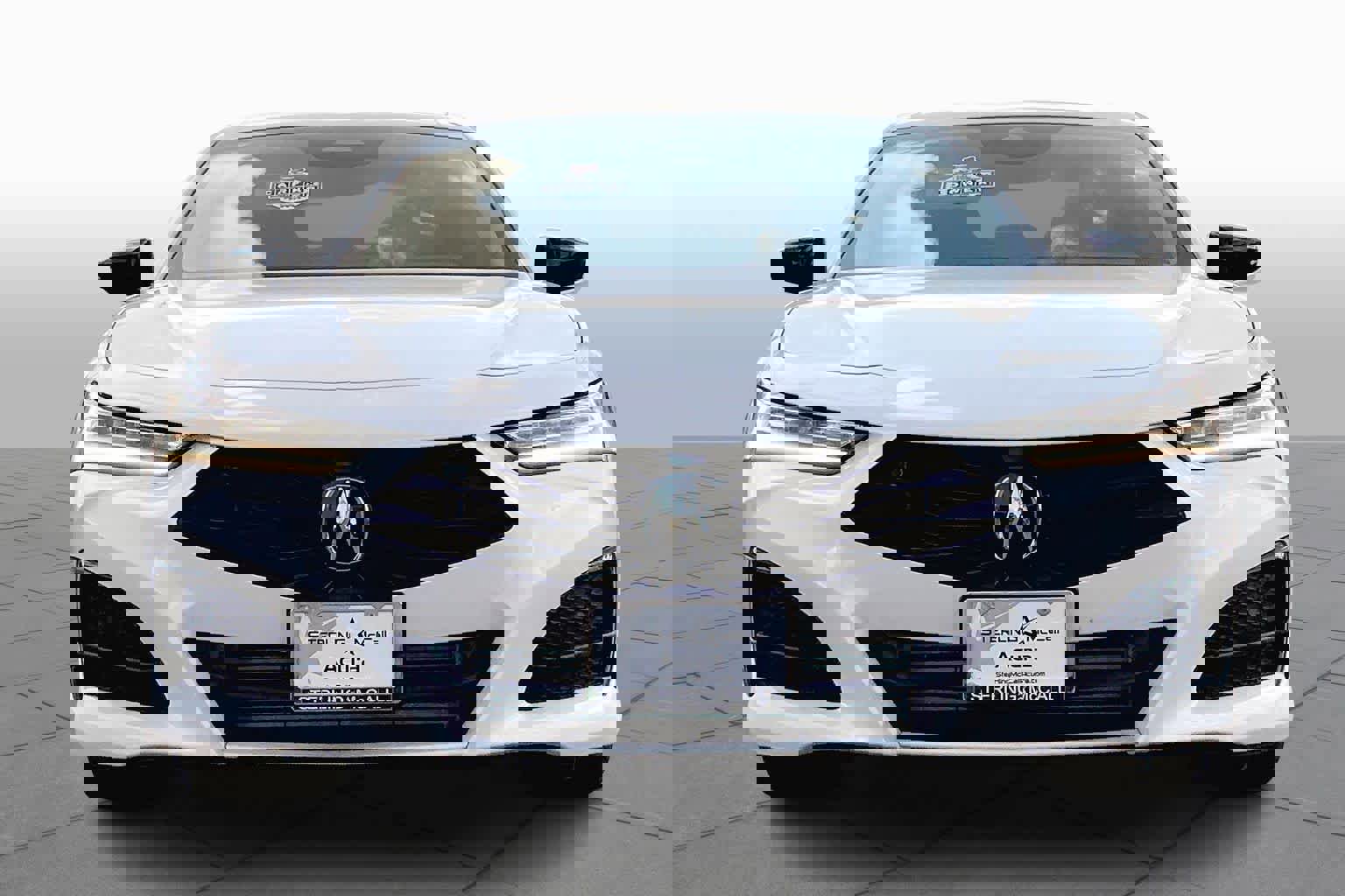 Used 2025 Acura TLX w/ Technology Package image 3