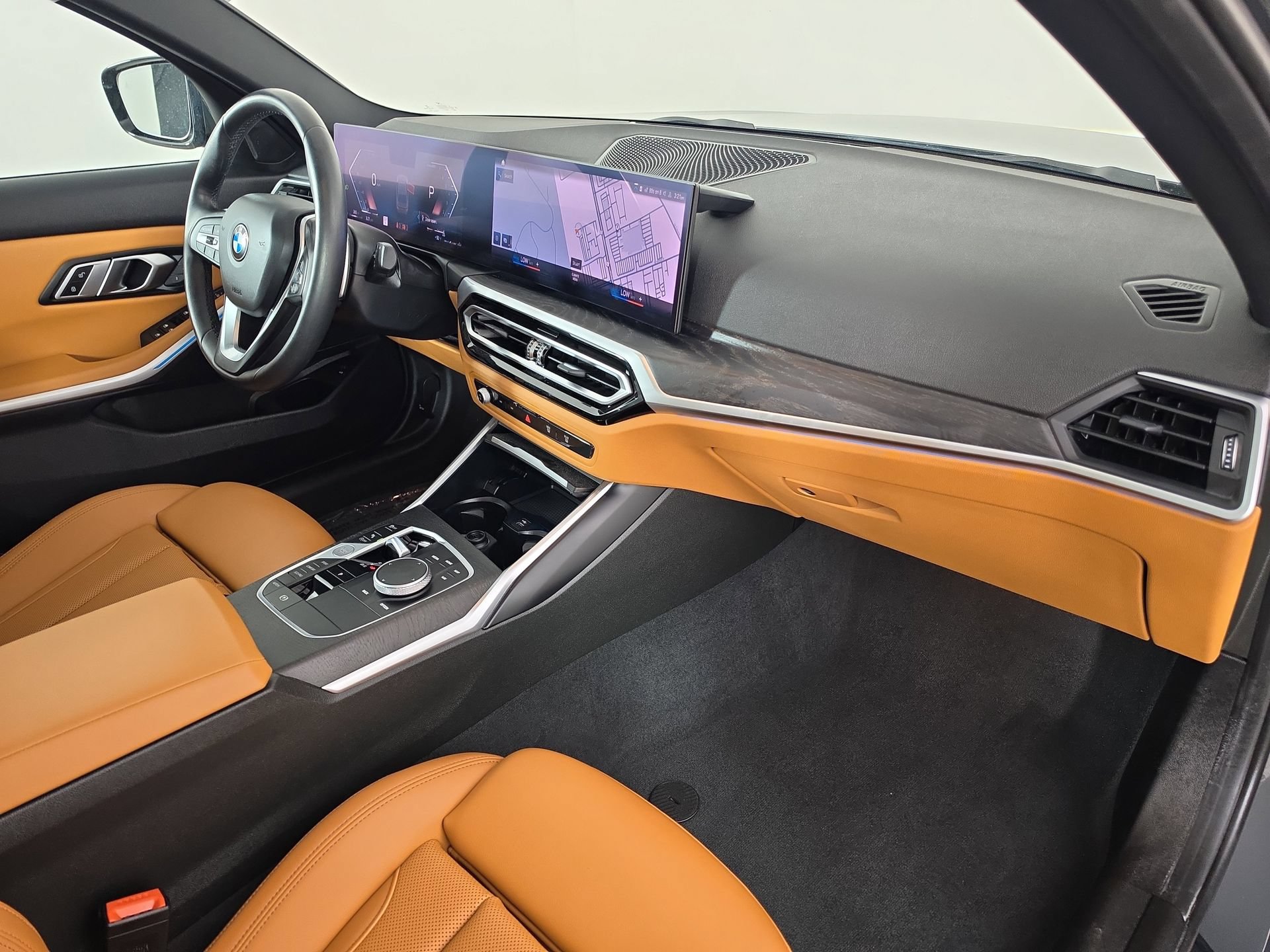 Used 2023 BMW 330i Sedan w/ Driving Assistance Package RWD image 43
