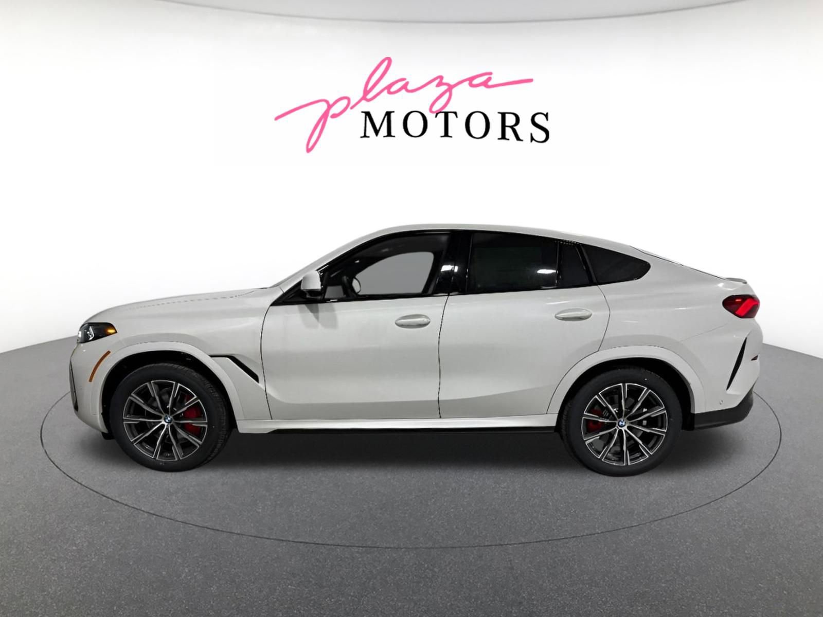 New 2026 BMW X6 xDrive40i w/ Executive Package image 3